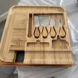 New Cheese Board And cutlery Set