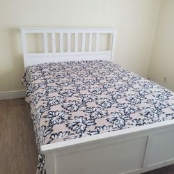 IKEA HEMNES WHITE QUEEN BED + MATTRESS 