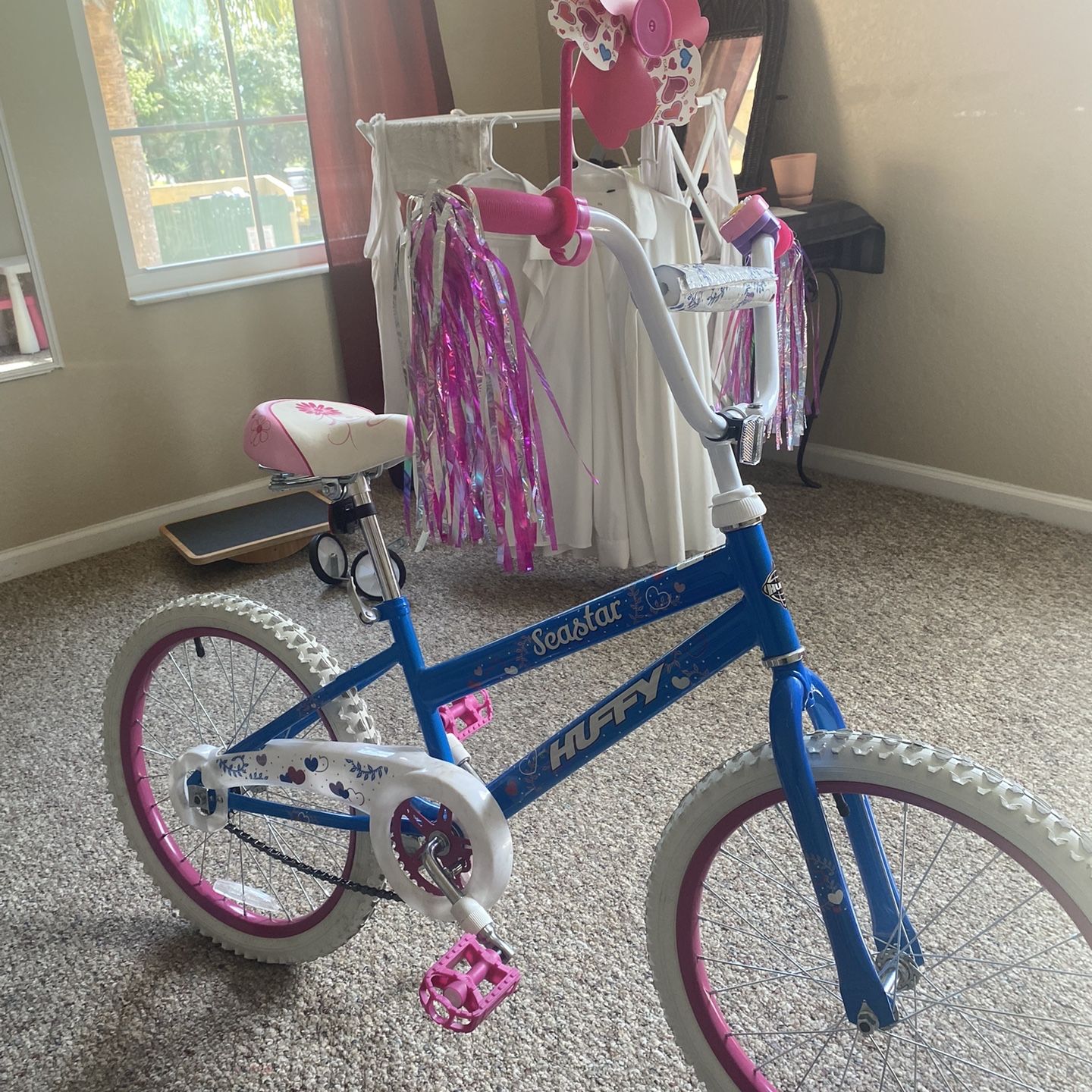 Girls Huffy Bike 