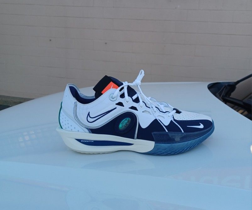 Brand New And Original Men's Nike Air GT Hustle Sneakers Sizes 13