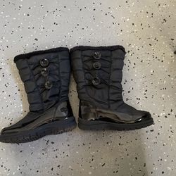 Snow Boots