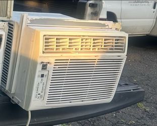 12,000 BTU free delivery for East Orange Newark and Irvington curbside drop off 220 plug
