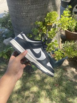 Nike Low Panda Dunks