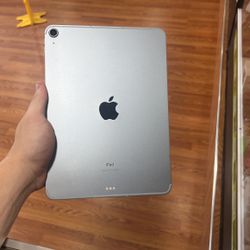 iPad Air 4th Generation 64Gb Wifi & Cellular Used 