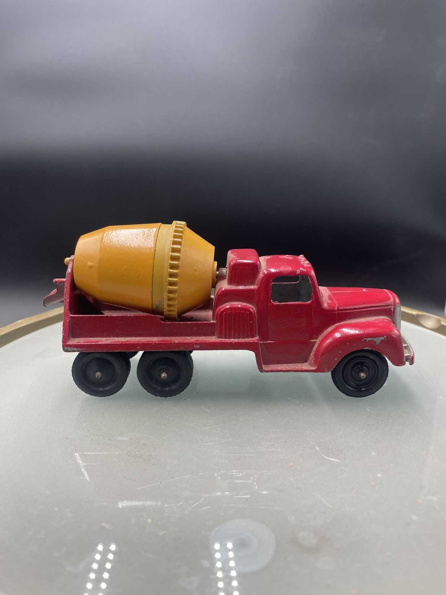 Vintage Tootsie Toy Red & Yellow Cement Mixer Truck Chicago USA 5.5” 