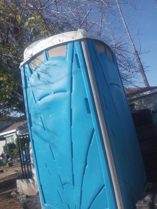 Portable Restroom for Sale in San Bernardino, CA OfferUp
