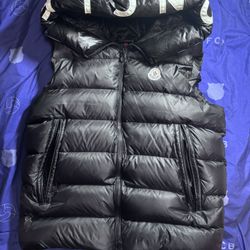 Moncler Puffer Gilet