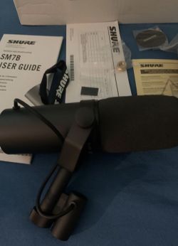 Shure SM7B Microphone