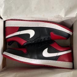 Jordan 1 Reverse BRED