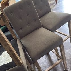 4 Bar Chairs 