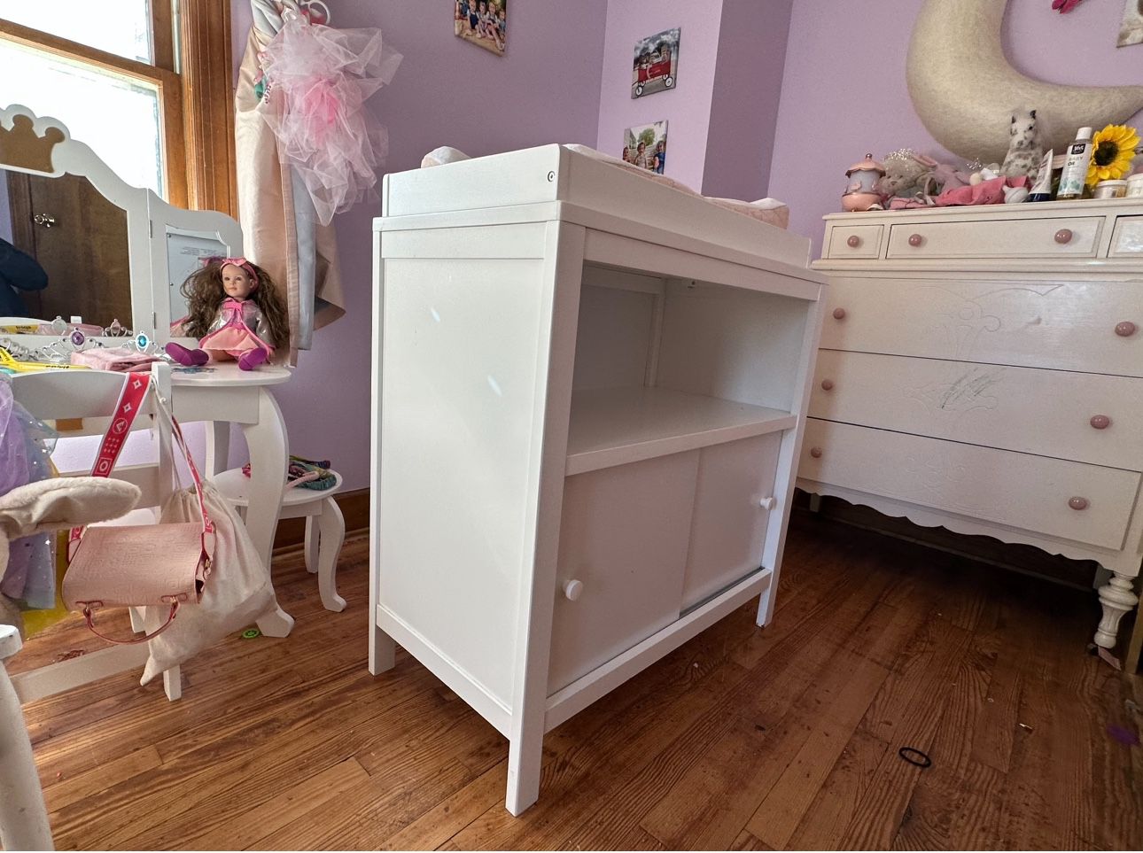 Delta Baby Changing Table With Pad 