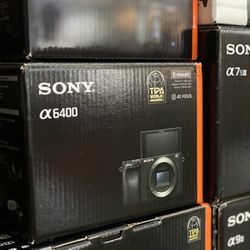 Sony A6400 Mirrorless Camera