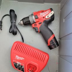 Milwaukee Fuel Hammer Drill 12volt TOOL ONLY 