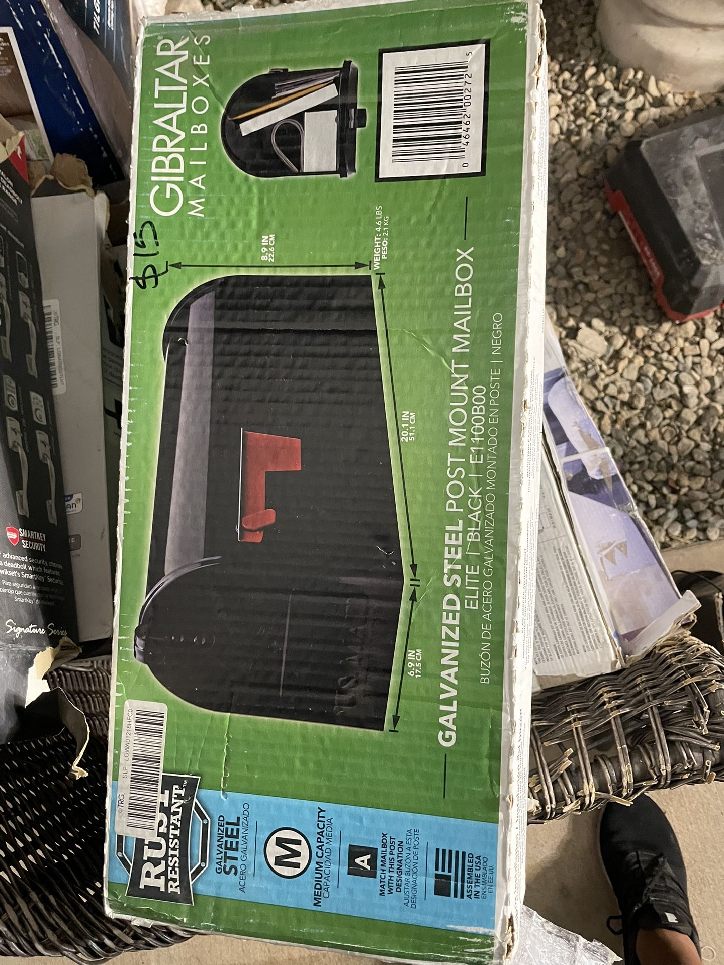 buzón para cartas nievo $15 lo tengo en el centro (contact info removed)