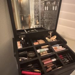 Makeup Vanity 