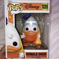 Disney Donald Duck in Halloween Candy Corn Funko Pop Figure New in Box!