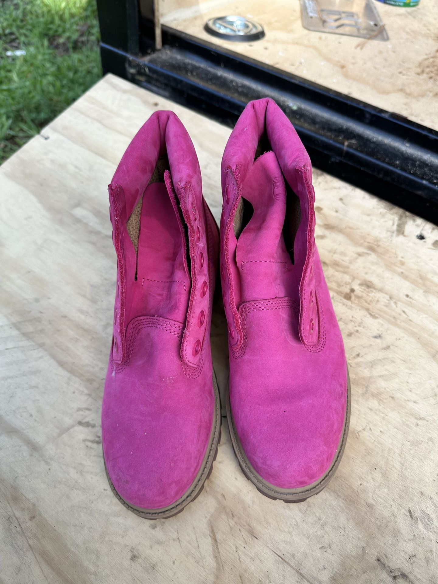 timberland boots pink. Size 5