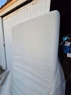 Twin mattress