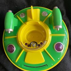 Working Ryans World Green Yellow UFO Space Ship Vehicle