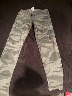Camo skinny women pants size 25 like new