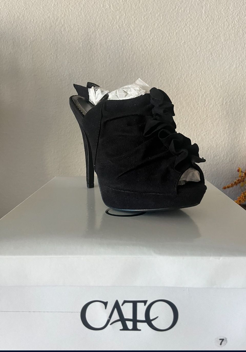 Black Heels New In The Box