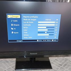 Panasonic Viera TC-24X5 LCD TV/Monitor With Stand & Power Cord