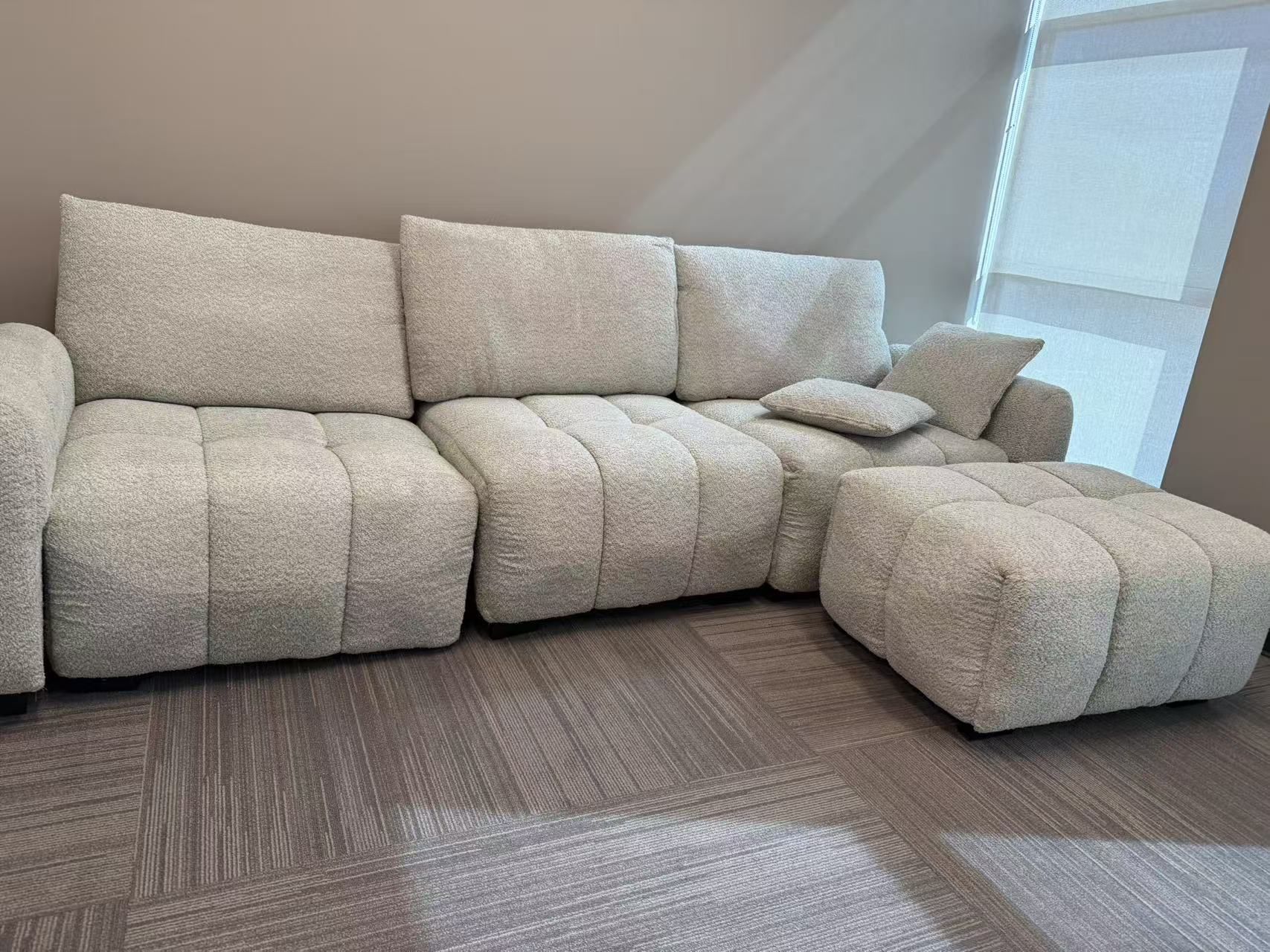 New, Modern Sectional Living Room 3 seats Modular Sofa with Ottoman