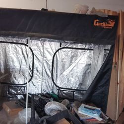 Gorilla Grow -Grow Tent 4x8 ,Bundle