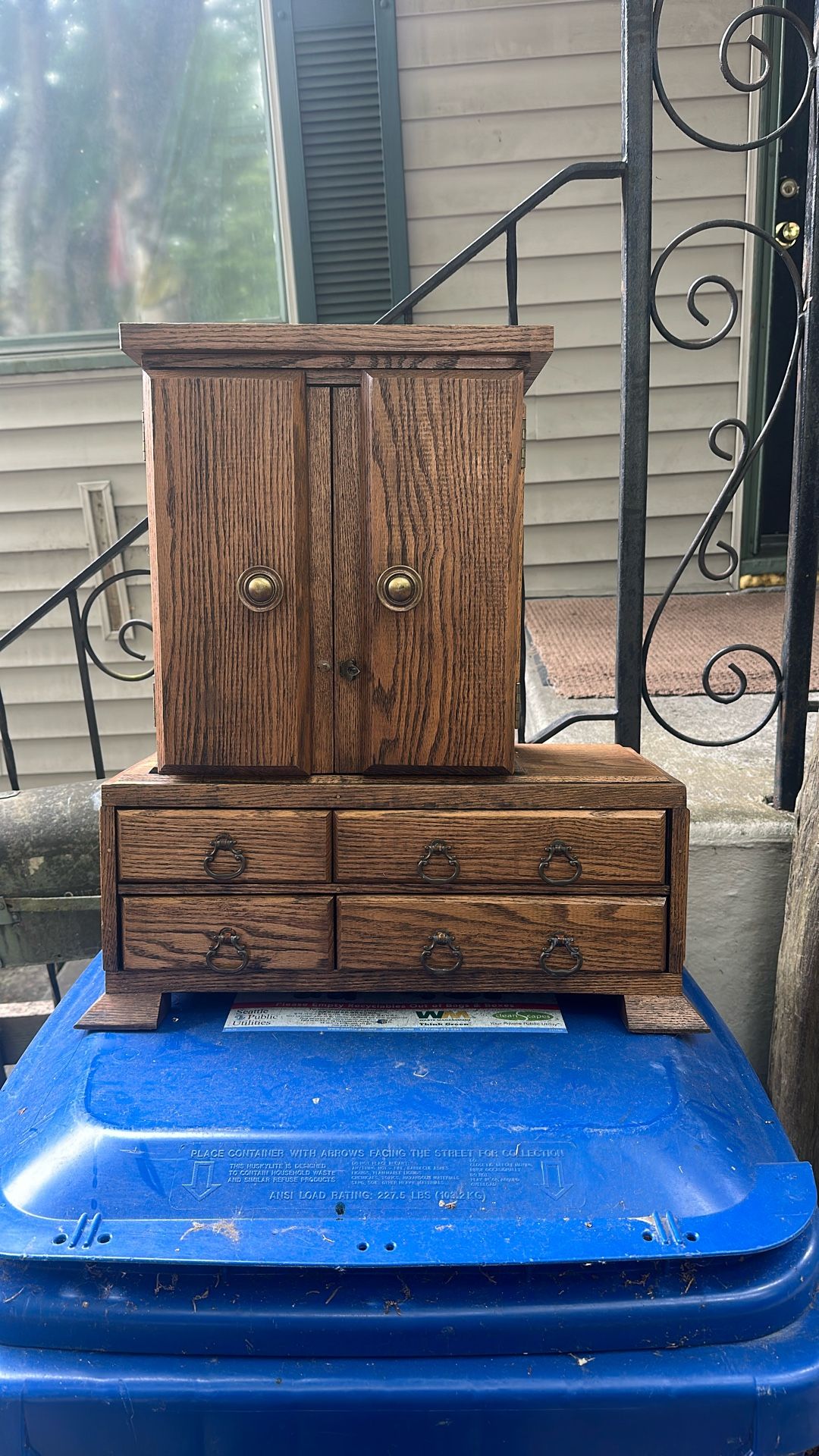 Mele & Co. Jewelry Box