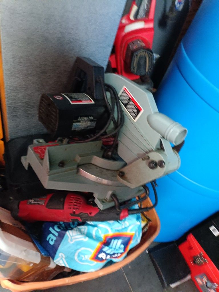 Saw