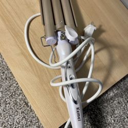 Kemei Triplr barrel Hair Curler