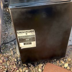 Mini Fridge 