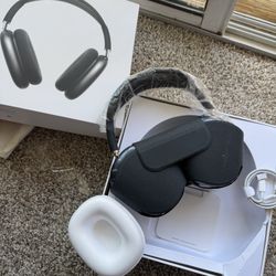 AirPods Max USB-C Black w/ Smart Case