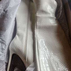 High Boots White Croco Print