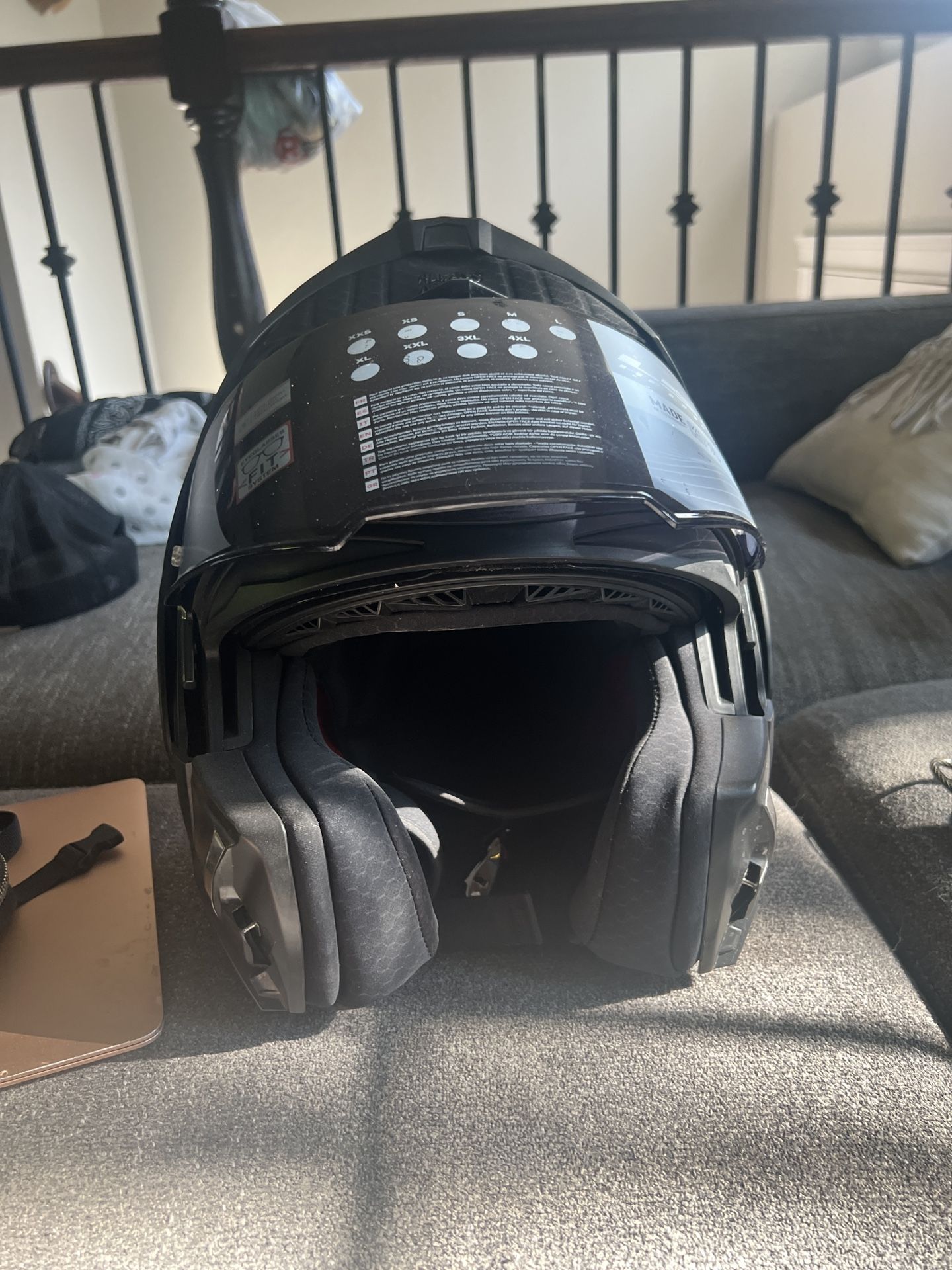 Motorcycle Helmet Size Small Brand: LSR 900 Valiant 2