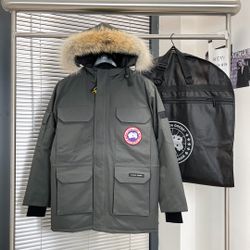 Canada Goose Adventure Pike Down Jacket Grey Size: XS-XXL
