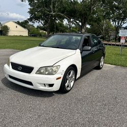 2001 Lexus IS 300