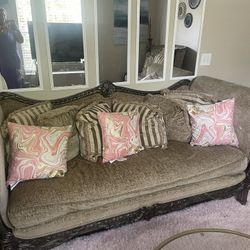 Bassett Sofa Set 