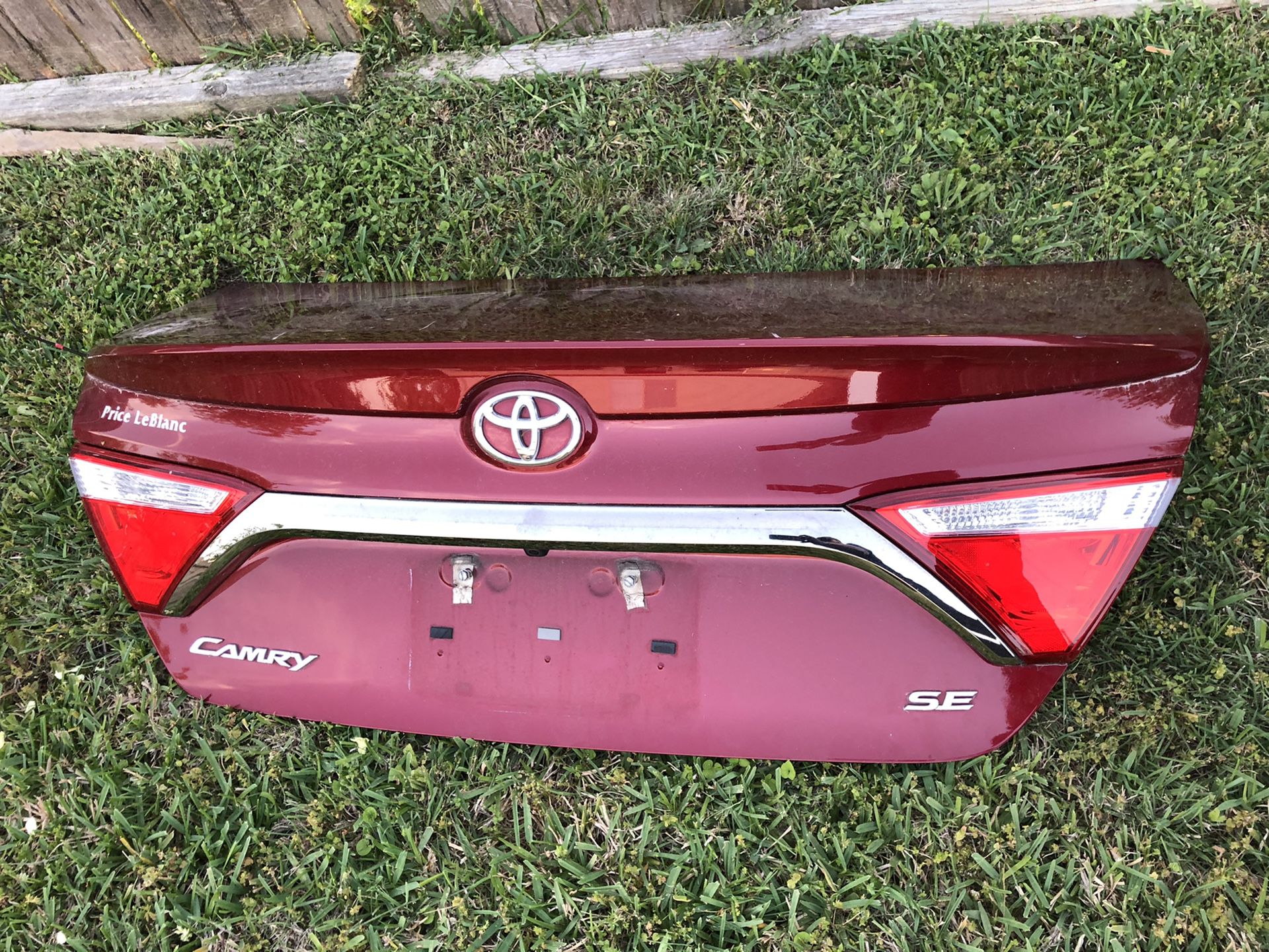 2015-2017 Toyota Camry Trunk Lid