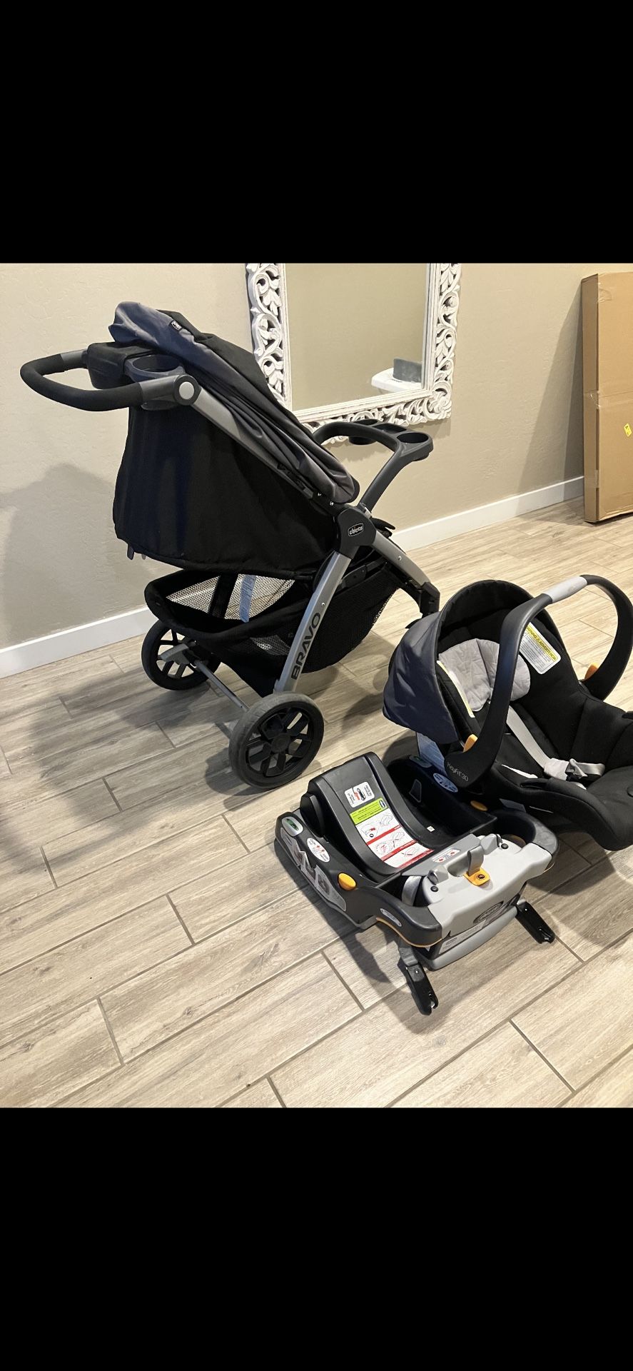 Chicco Bravo Stroller With Car seat And Base