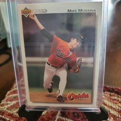 Mike Mussina 1992 Upper Deck Gold Hologram Factory Set Baseball Card 