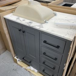 Bathroom vanity cabinet 36” full mango Quartz top with sink