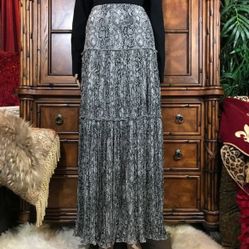 NWOT G.I.L.I Smoke Snake Micro PleatTiered Side Front Slit Maxi Skirt Large LP zipper Elastic Waist Lined