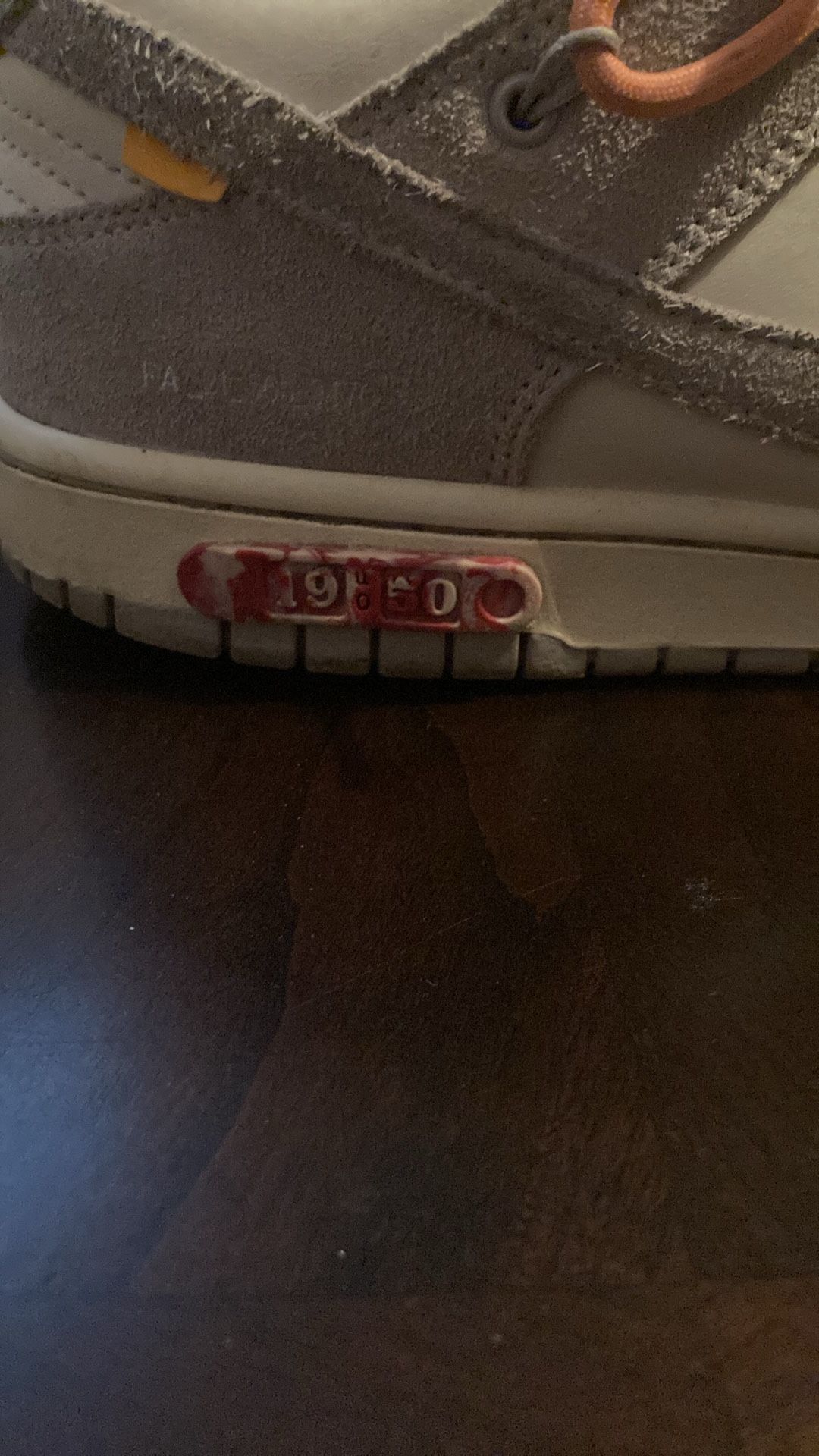 Off-white Lot 19