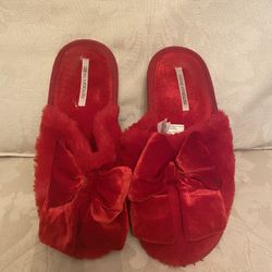 Victoria’s Secret Slippers