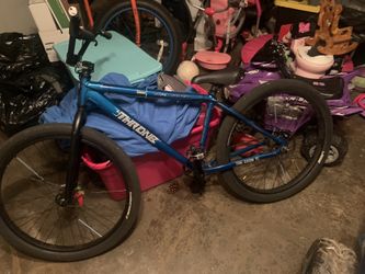 27.5” SE Throne Bike