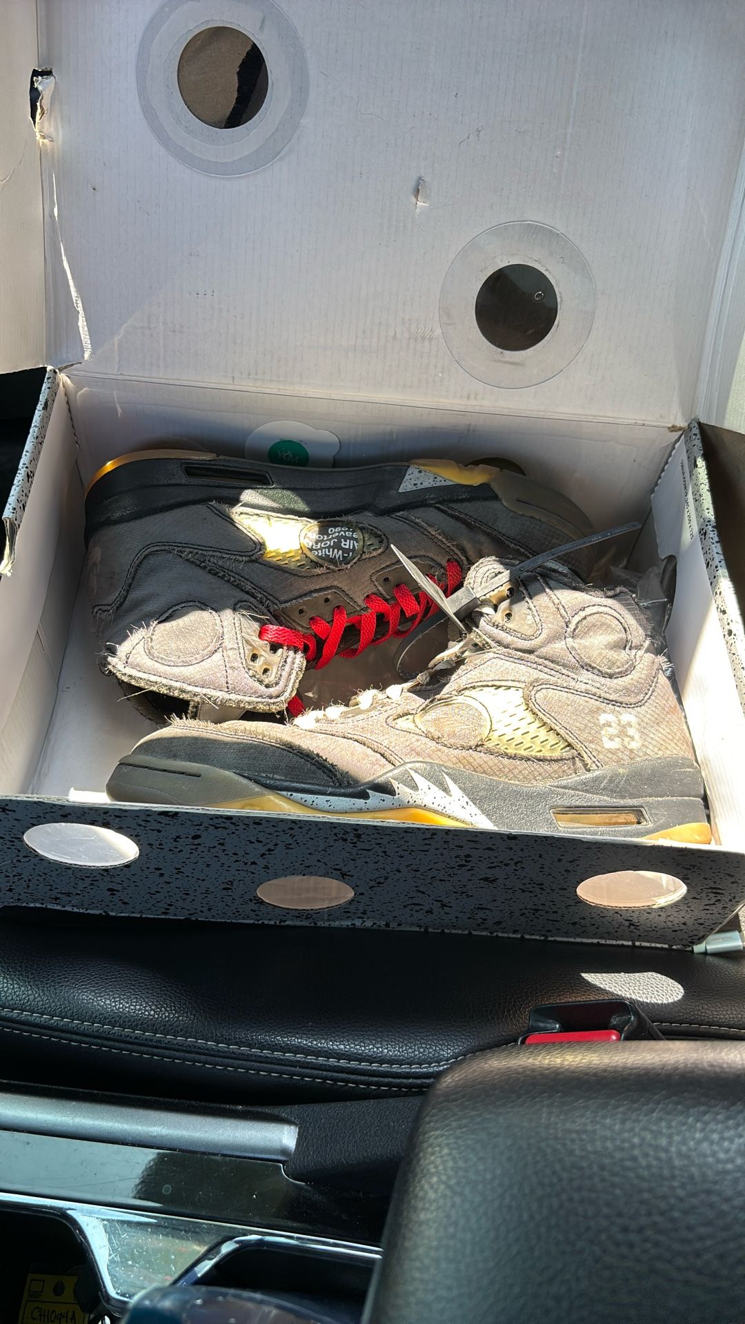 OFF WHITE JORDAN 5s Size 8.5 MUSLIN