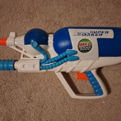 Super Soaker Max-D 5000