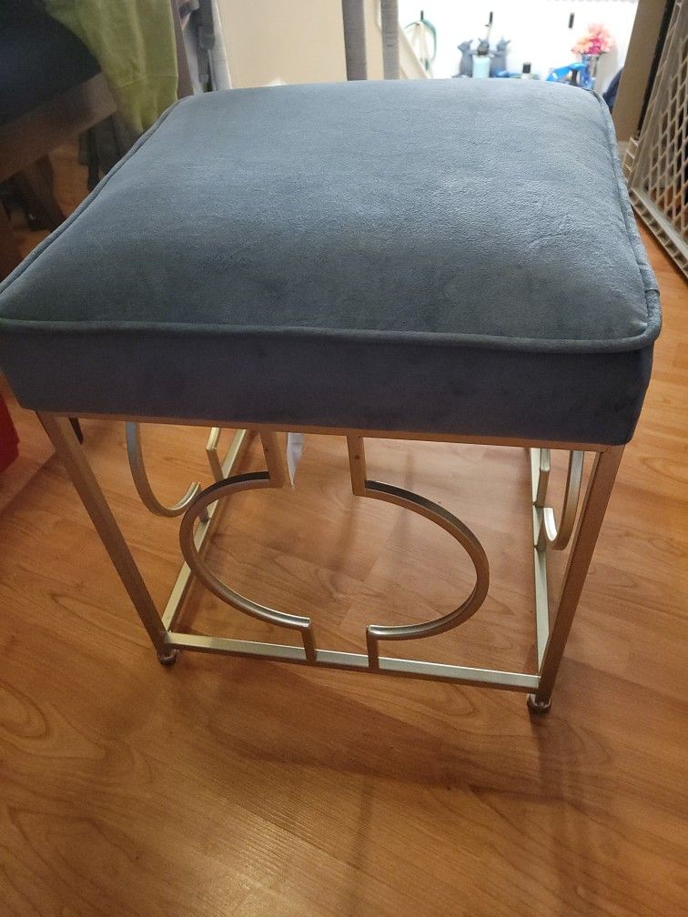 Vanity Chair
