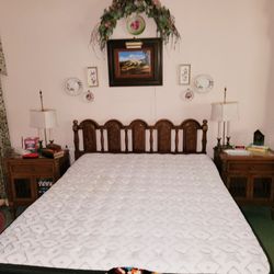 Queen bed by Sealy (Weds)